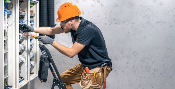 Best Electrical Troubleshooting Services  in Hicksville, NY